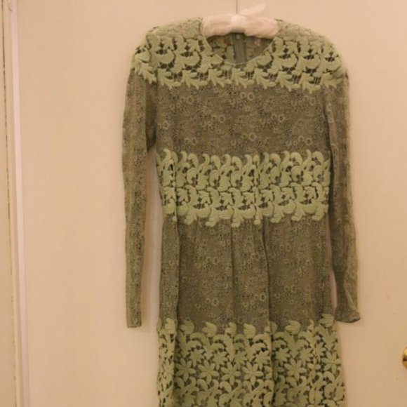 SOLD in other platform Burberry Prorsum Floral Lace And Macramé Dress - Picture 2 of 4
